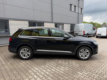 Audi Q7 - 7