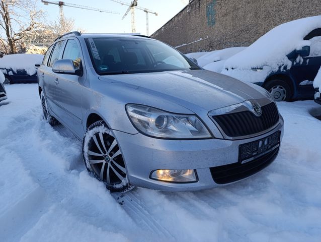 Skoda Octavia Combi Ambition-KLIMA-TÜV 09/26