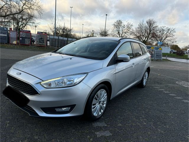 Ford Focus Top Zustand/1HD/Navi/Tempo/SHZ/TÜV NEU 