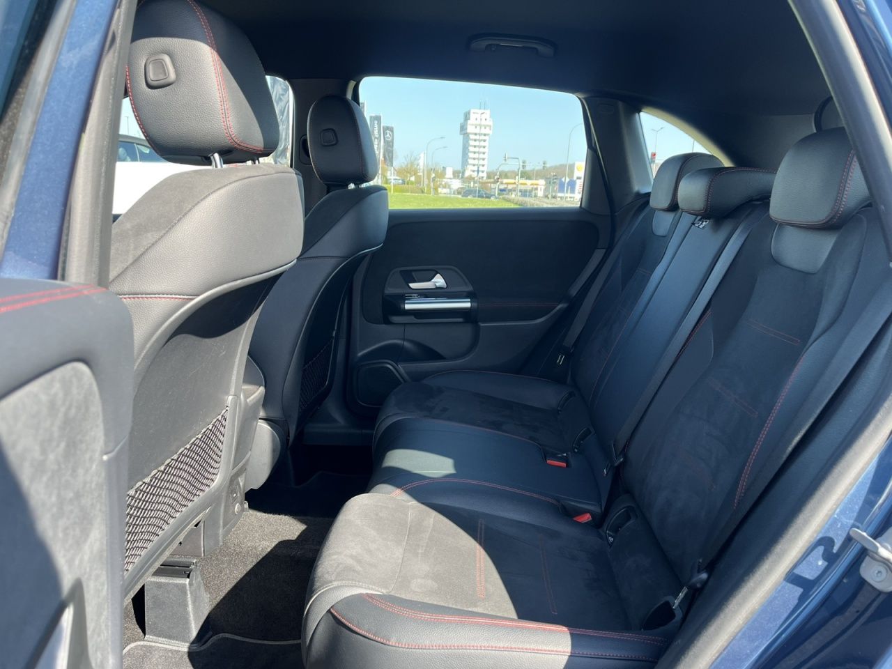 Mercedes-Benz B 200 d AMG+MULTIBEAM+AMBIENTE+AHK+KAM+LED+Keyl foto 19