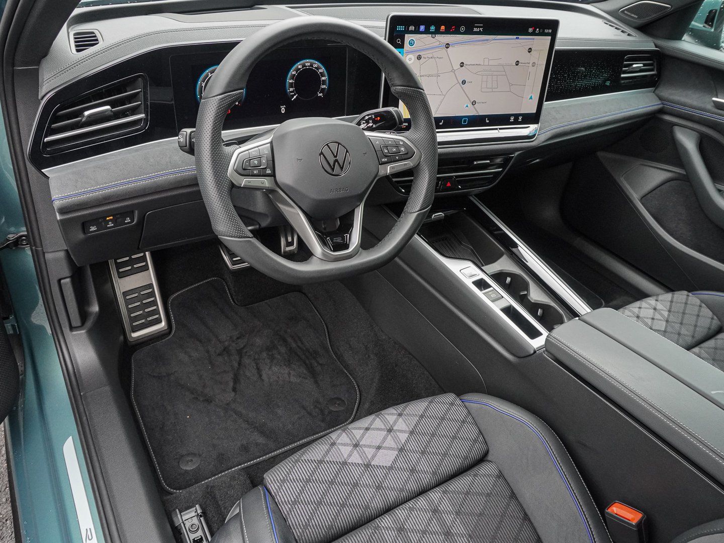 Volkswagen Passat 2.0 TSI 4Motion DSG R-Line HEAD-UP MATRIX foto 9