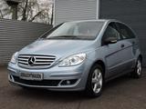 Mercedes-Benz B 170  AUTOMATIK NAVI SITZHEIZUNG HU+KD neu - gebrauchte Mercedes-Benz B 170 aus dem Jahr 2006