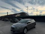 Lancia Delta 1.6 MJT DPF Selectronic Platinum - Lancia Delta mit Halbautomatikschaltung