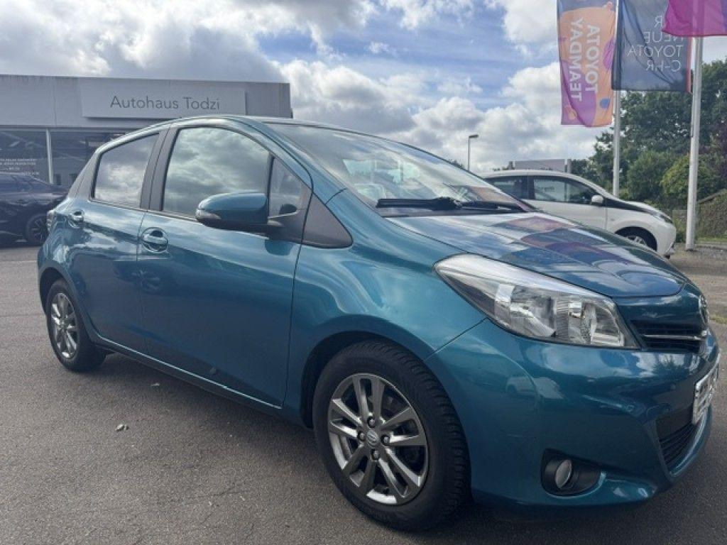 Toyota Yaris Edition 1.Hand Allwetter TÜV Garantie