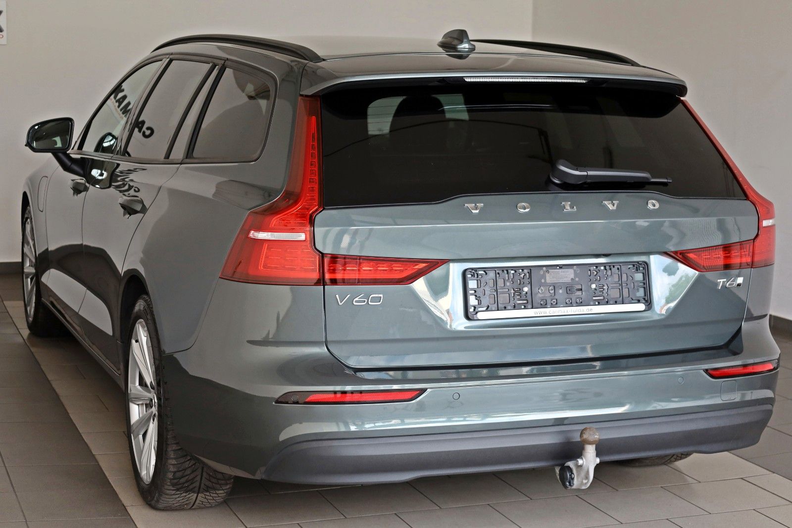 Fahrzeugabbildung Volvo V60 Core T6 Recharge AWD, Navi,Standhz.,AHK e+WR