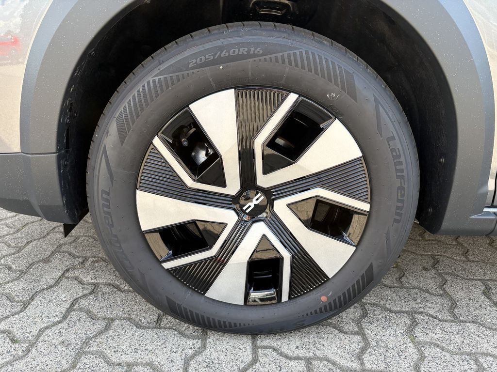 DACIA Sandero - Bild 10