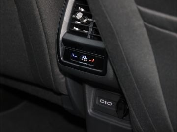 Skoda Kodiaq Selection 2.0 TDI 4x4 DSG LED AHK Kamera