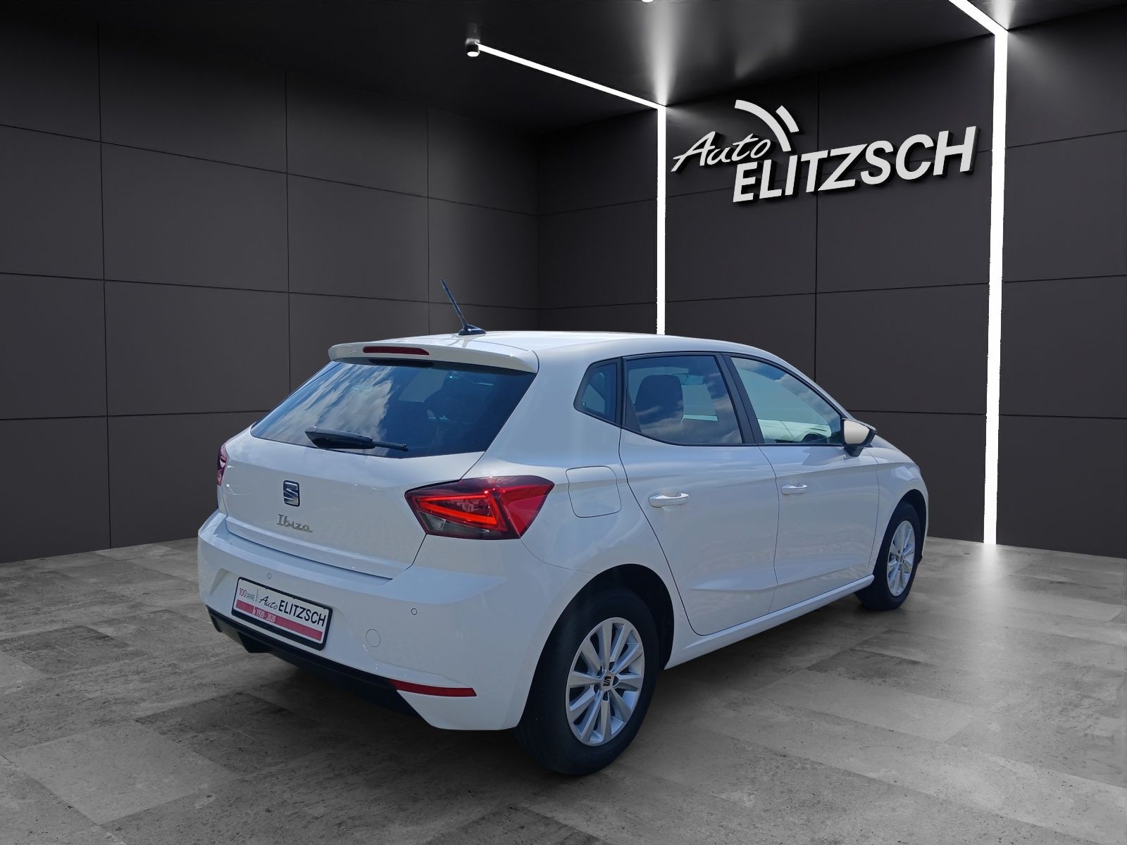 Fahrzeugabbildung SEAT Ibiza TSI Style LED AID GRA RFK SH LM