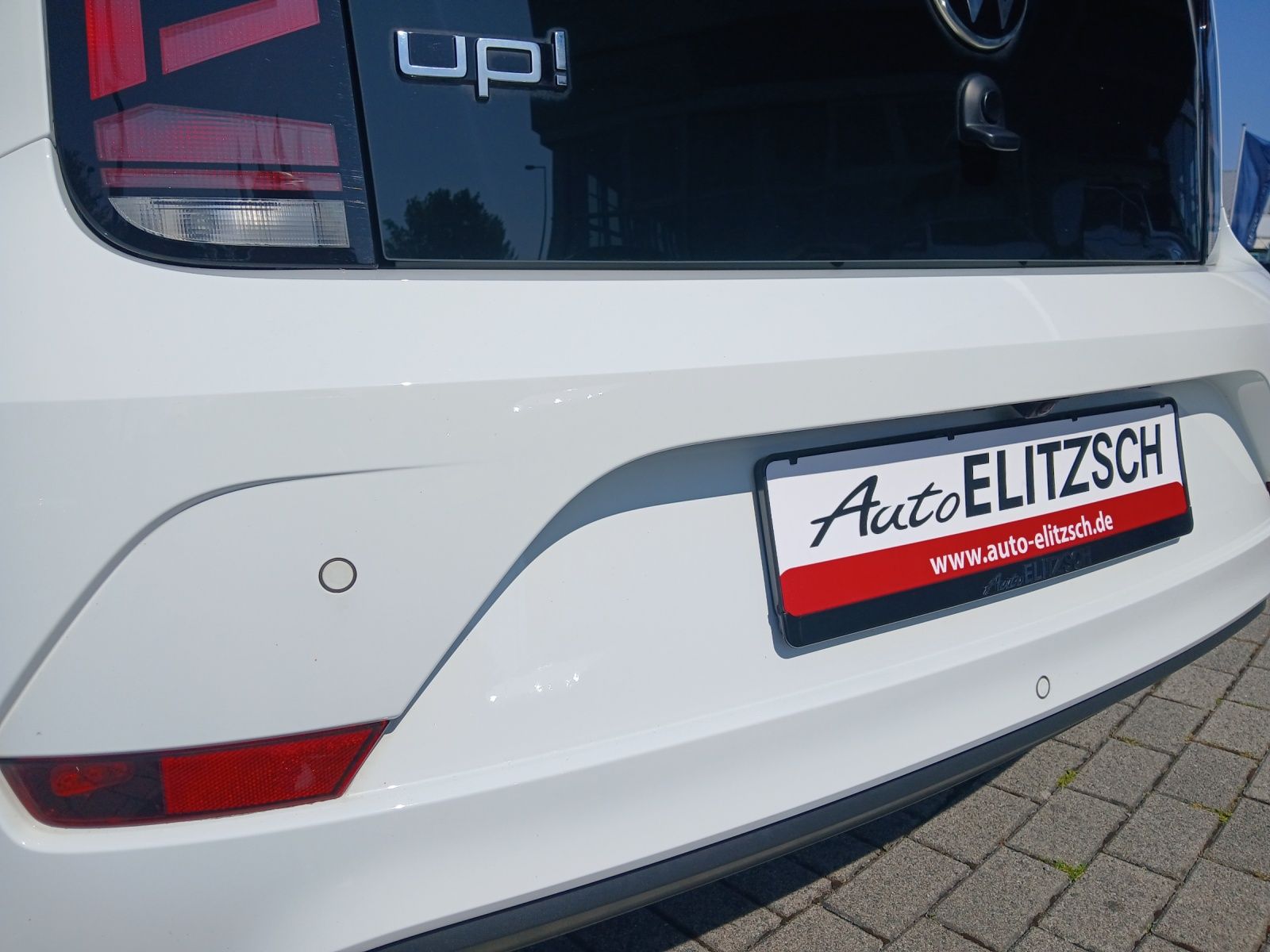 Fahrzeugabbildung Volkswagen up! Klima DAB GRA PDC SH