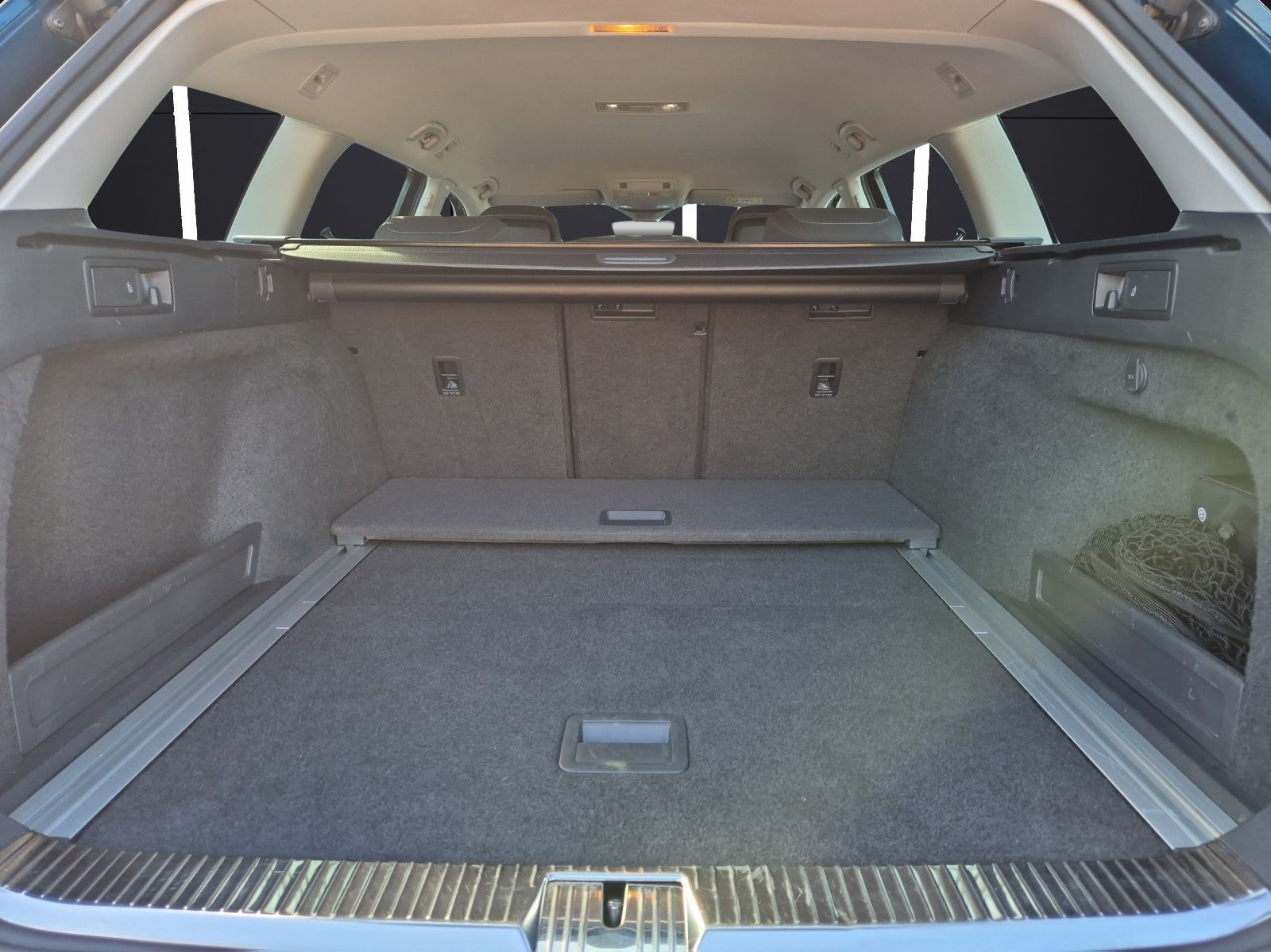 Fahrzeugabbildung Volkswagen Passat Variant TSI Business DSG Matrix Navi ACC