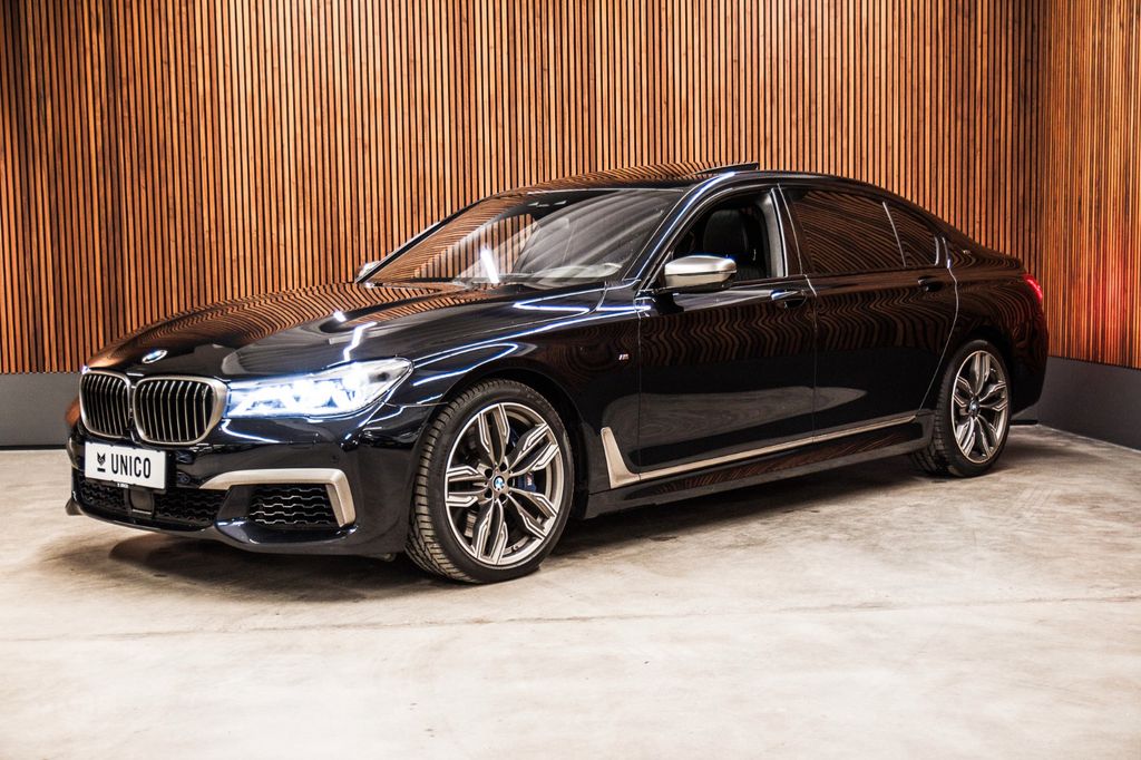 BMW M760