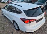 Ford Turnier1.5 88kw KAMERA V+H/SHZ/LED/KEYLESS - Ford Focus: 1.8