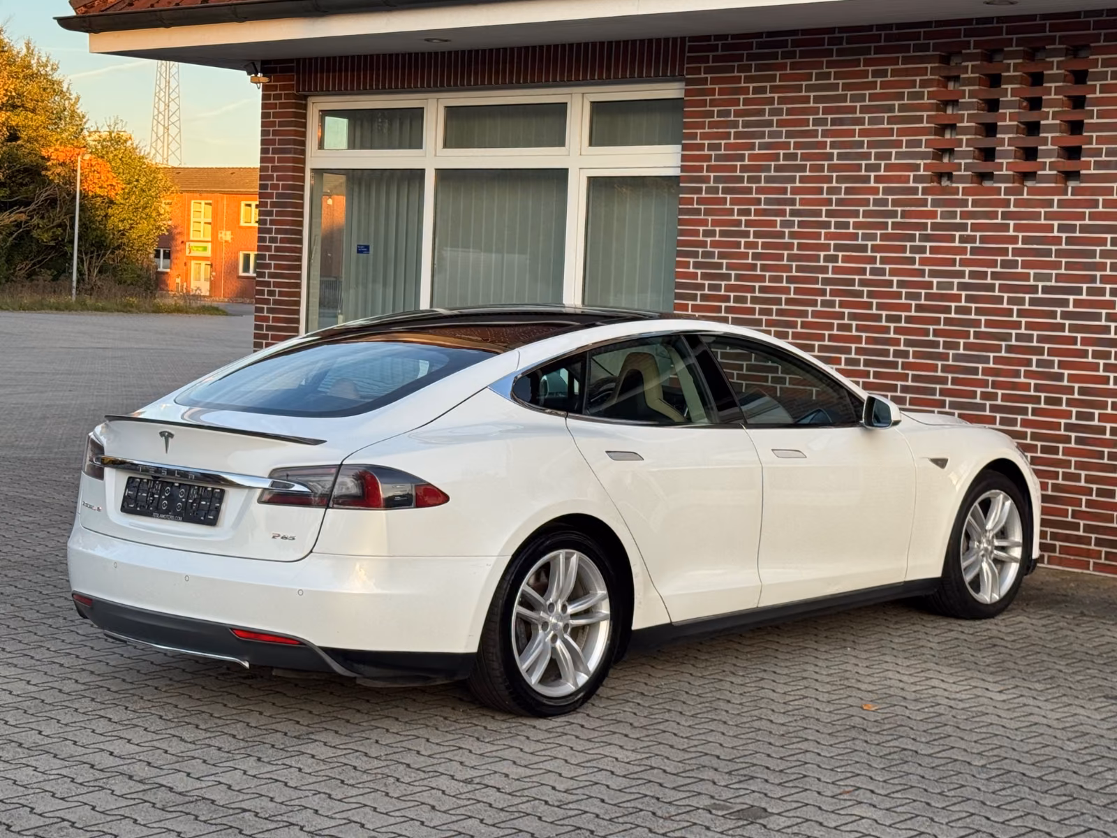 TESLA MODEL S P85 421CH - SUPERCHARGE GRATUITE - SOH 95.8%