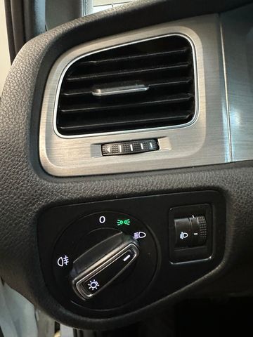 MYAUTOCENTER – Gebraucht- und Jahreswagen mit Werkstattservice in Pfaffenhofen Volkswagen Golf VII Lim. Comfortline BMT