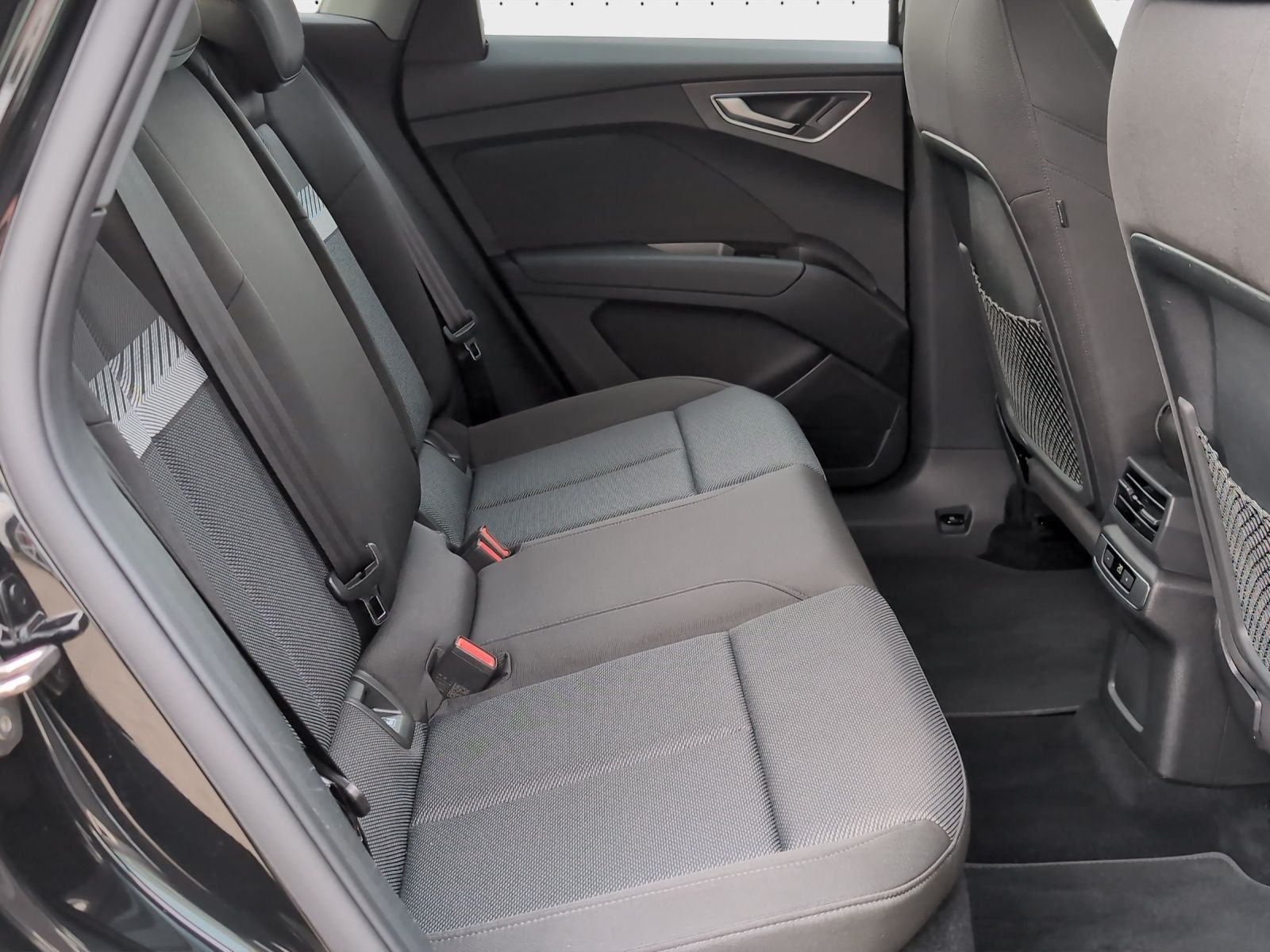 Audi Q4 e-tron - Bild 16