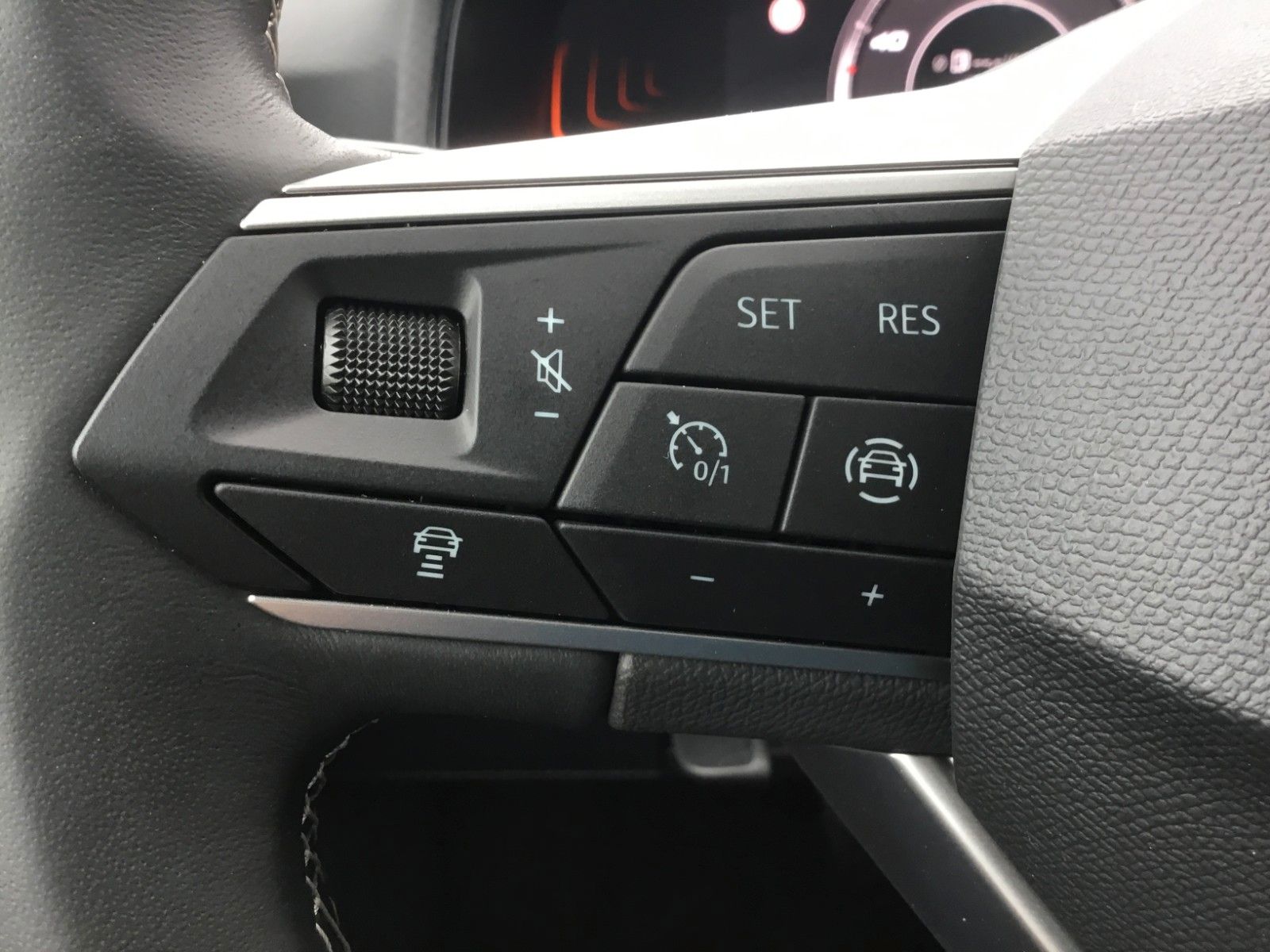 Fahrzeugabbildung SEAT Arona Style 1.0 TSI DSG+AHK+LED+Navi+Kamera