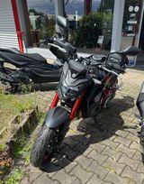 Honda HORNET CB750 MODELLJAHR  2024 - HONDA 750 CB