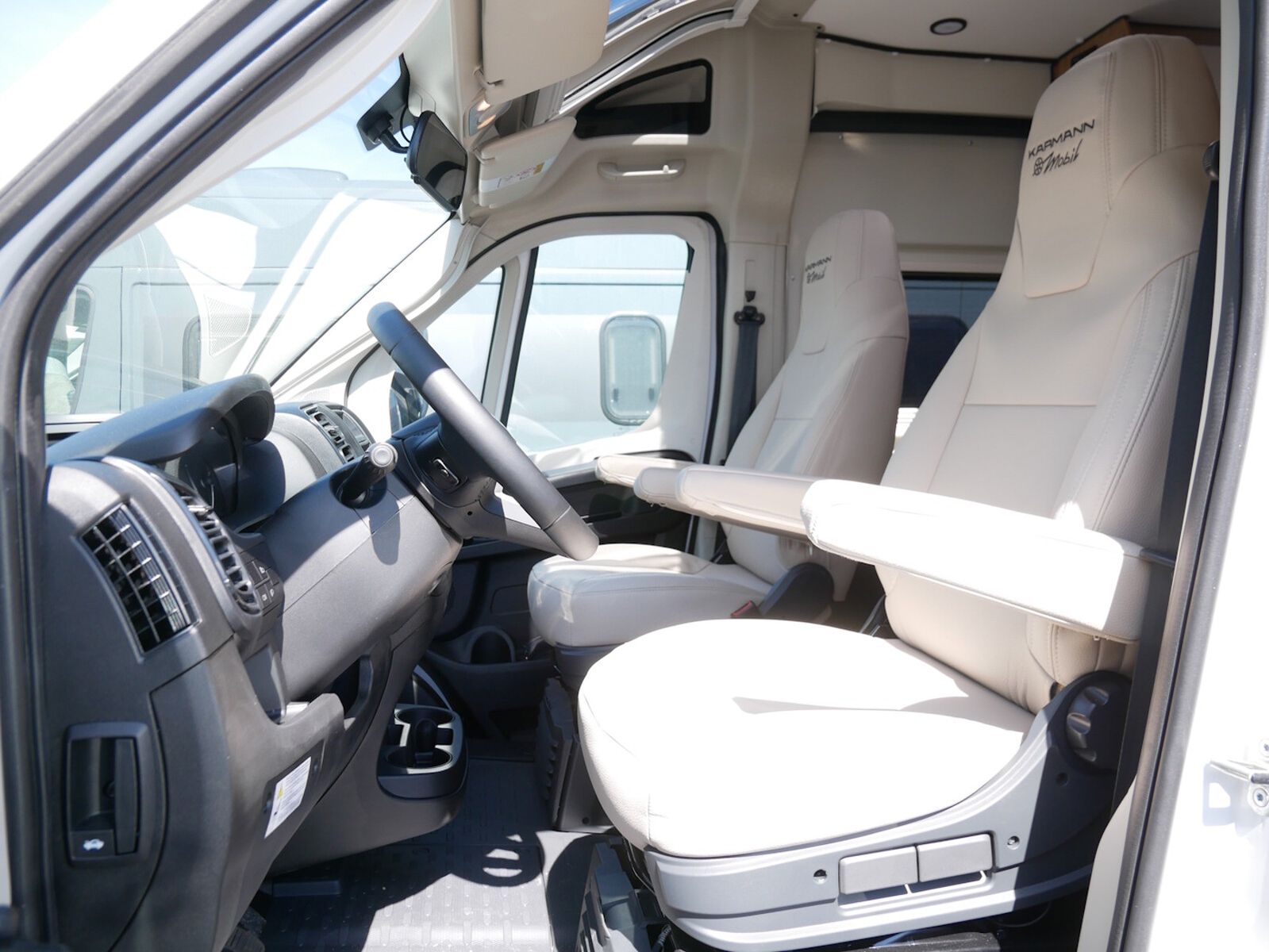 Fahrzeugabbildung Karmann Dexter DE 600 Automatik/Alufelgen 16´´