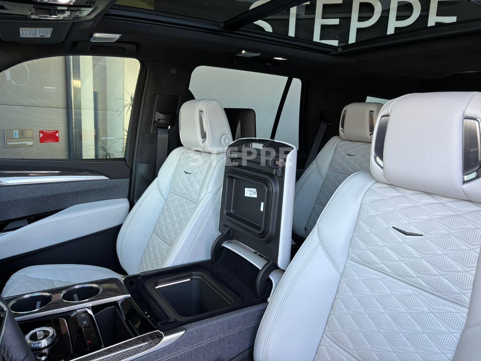 Cadillac Escalade MY26 V-Series 6.2 V8 Supercharged AWD