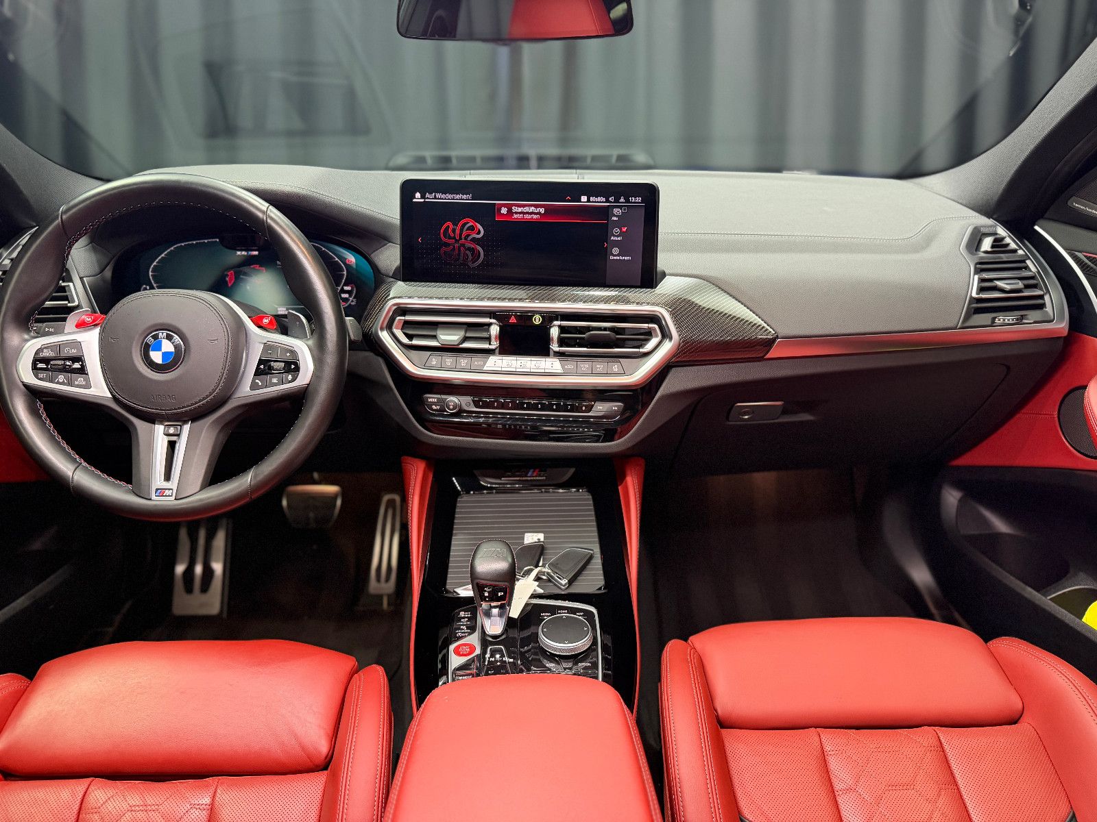 Fahrzeugabbildung BMW X4 M Competition |CARBON|H/K|LASER|HuD