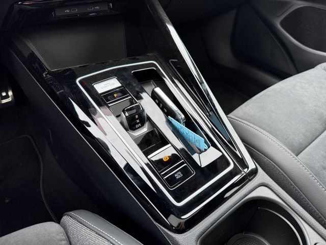 Golf 8 VIII 1.5 TSI Edition 50 El. Panodach Navi