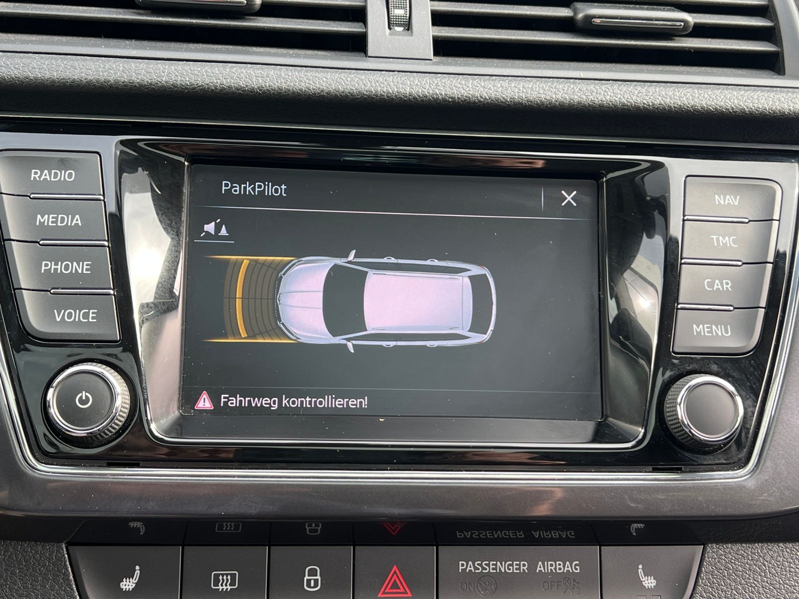 Fahrzeugabbildung SKODA Fabia Combi Clever Best of 1.0 TSI *Bi-LED, Pano