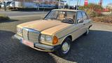 Mercedes-Benz Mercedes 240 D, Oldtimer - scheckheftgepflegte Mercedes 240