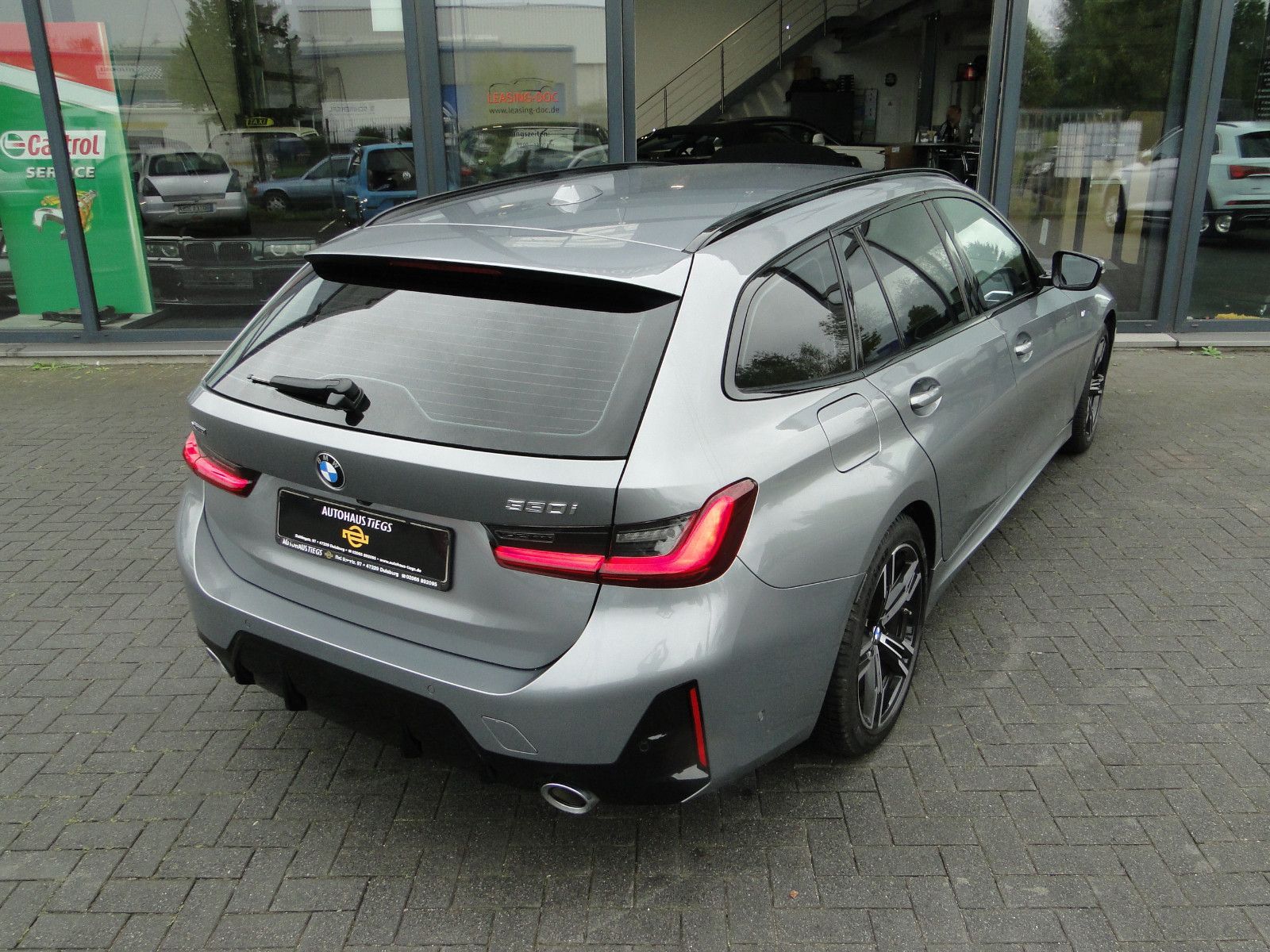 BMW 330i Touring xDrive M Sport foto 9