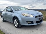 Fiat Bravo 1.9 MJT 120 CV Dynamic - blaue Fiat Bravo