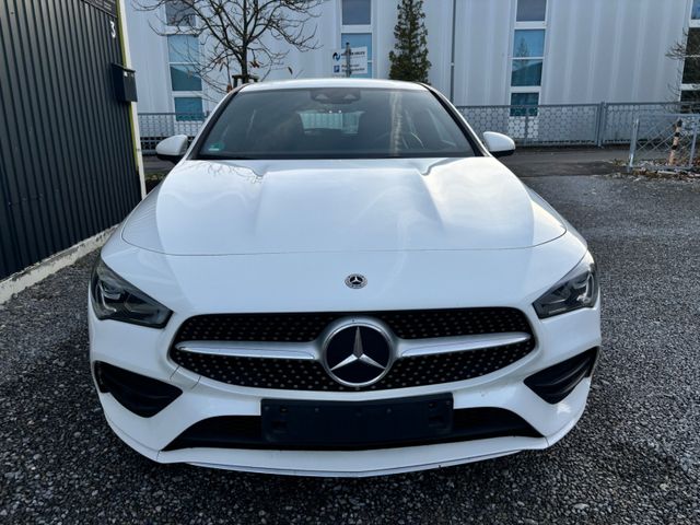 MERCEDES-BENZ CLA 200 Shooting Brake AMG