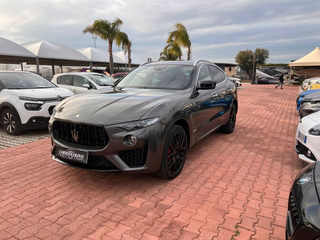 Maserati Levante V6 Diesel 275 CV AWD Gransport