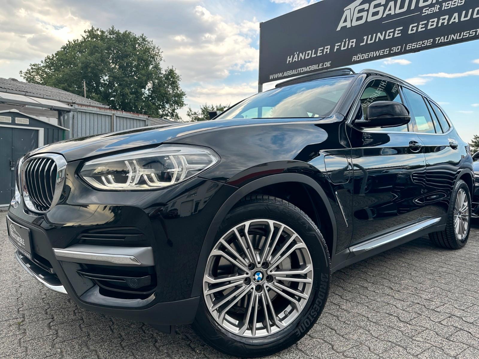 BMW X3 xDr30e Luxury PANO*Leder*AdapLED*HUD*HiFi*Mem