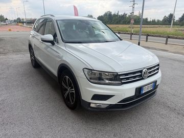 Volkswagen Tiguan - 2