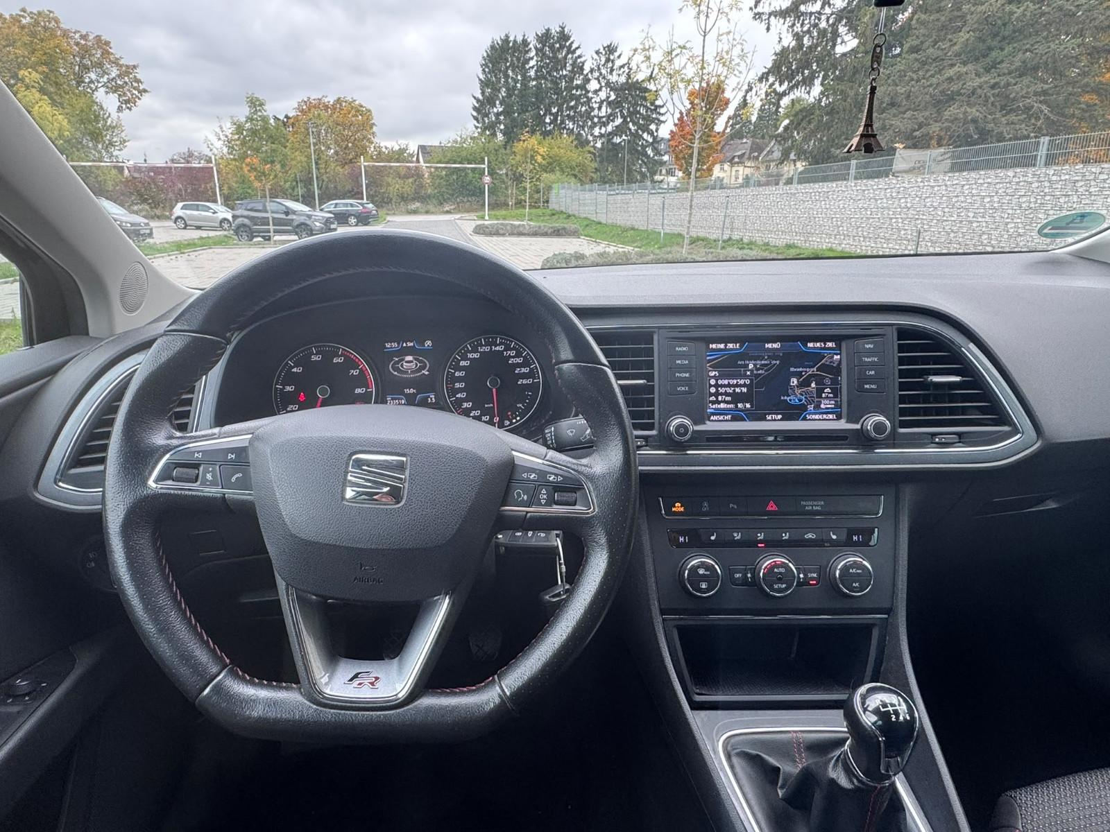 Seat Leon 2015 — photo 10