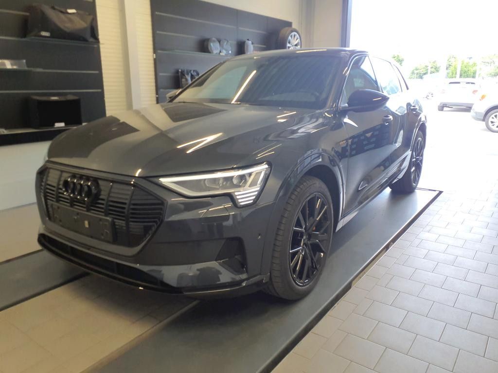 Image of Audi e-tron