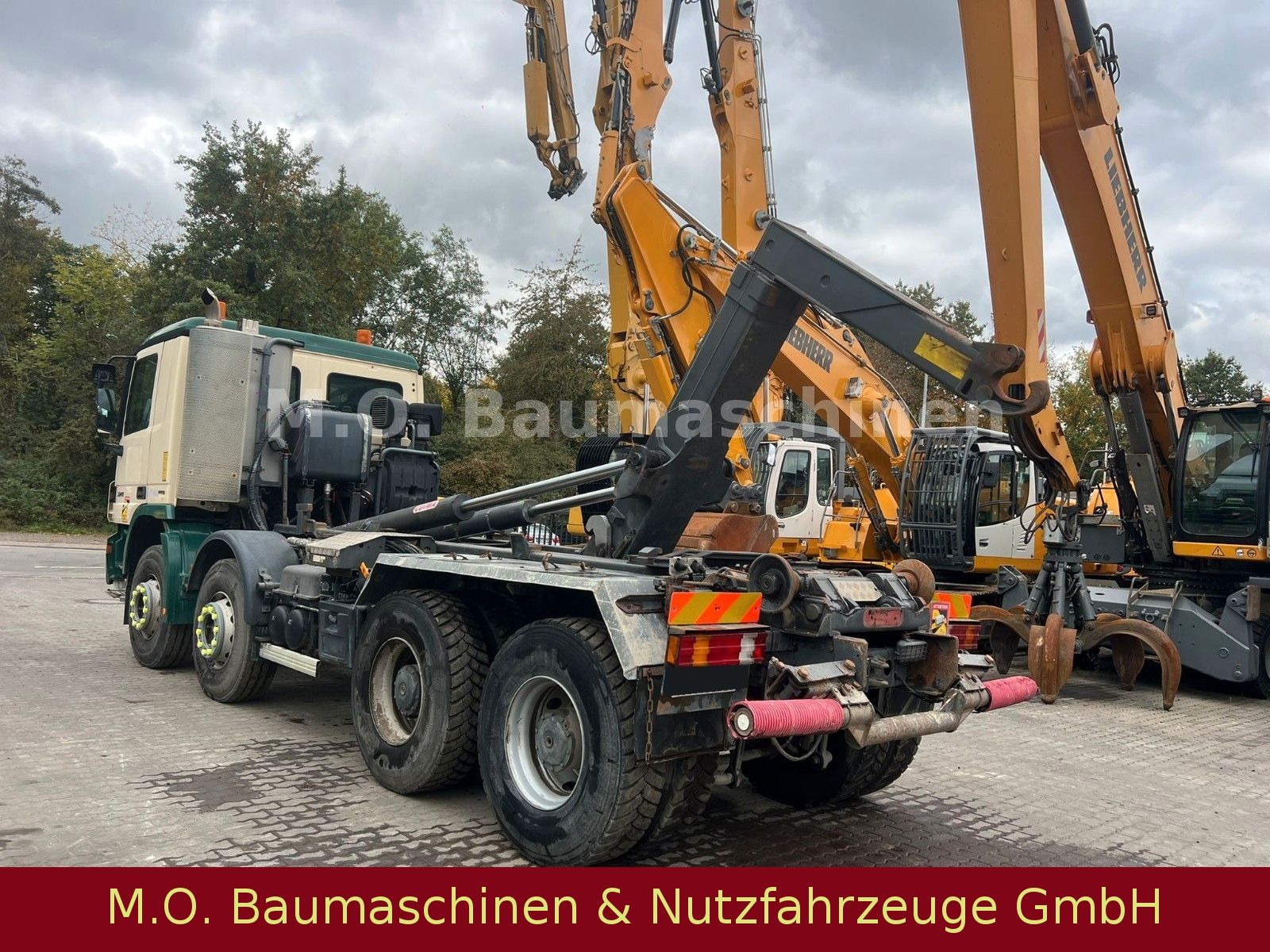 Fahrzeugabbildung Mercedes-Benz Mercedes Actros 3241 / 8x4 / Euro 4/