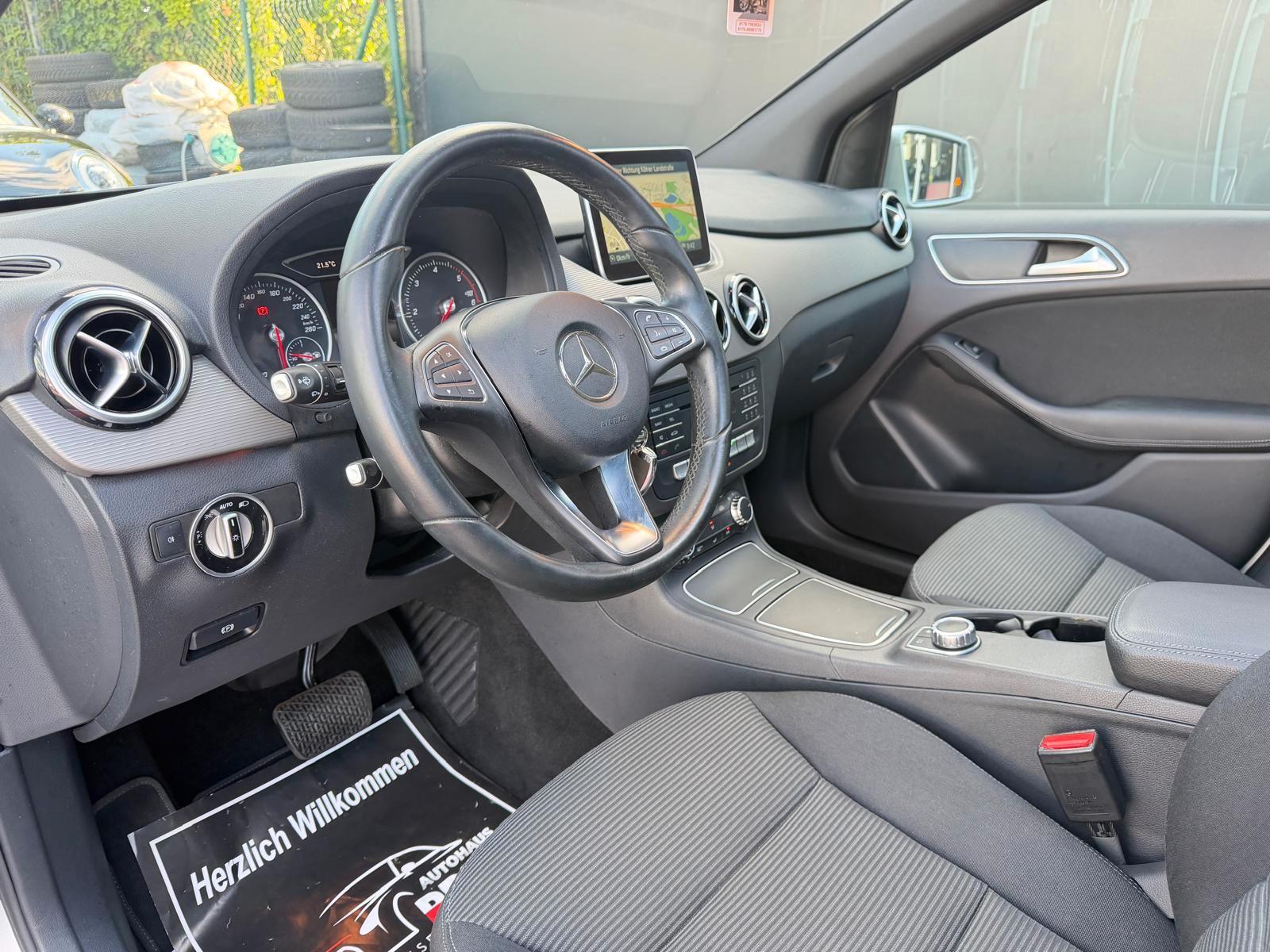Mercedes-Benz B 180 CDI*Temp*Pano*Navi*Led*PDC