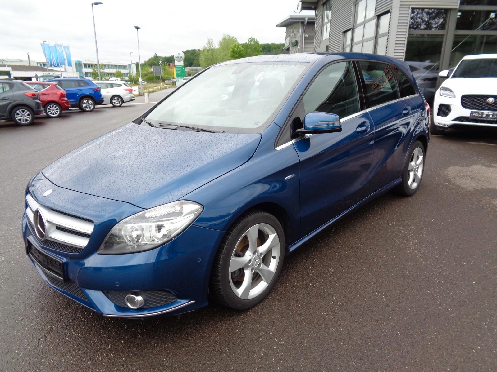 Mercedes-Benz B 180,AHK