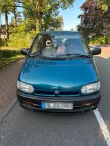 Nissan Serena - Nissan Serena: Se