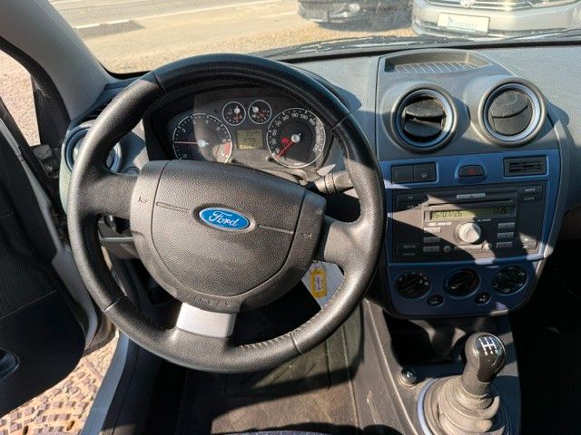 Fahrzeugabbildung Ford Fiesta Style