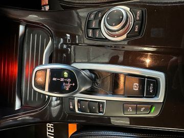 BMW X3 xDrive 35 d *Navi*xLine*Kamera*