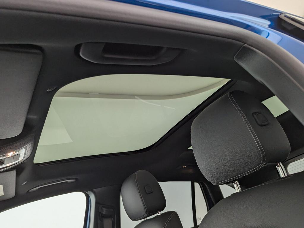 Mercedes-Benz GLA 220