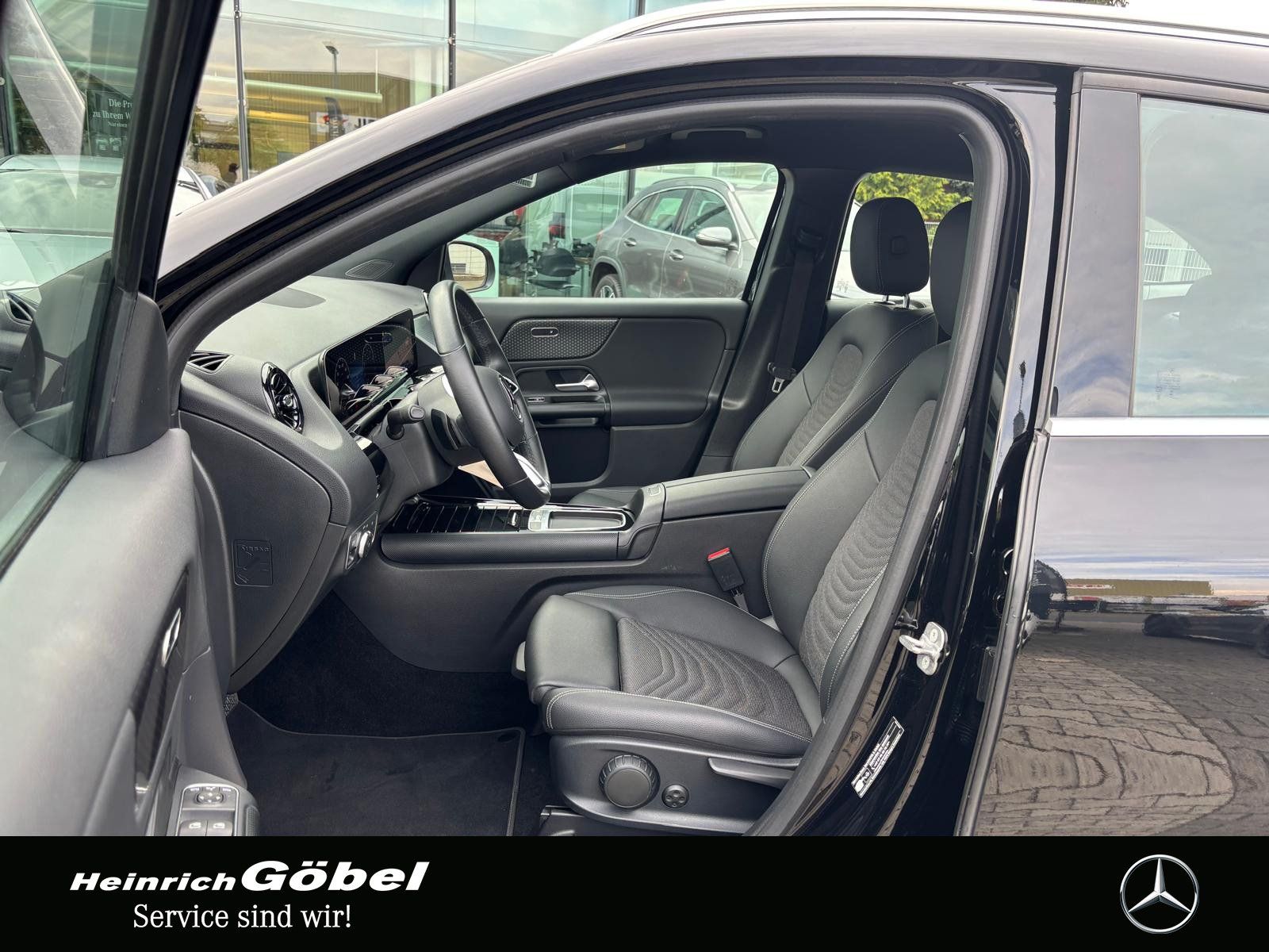 Fahrzeugabbildung Mercedes-Benz GLA 200 ENTRY-ADV. LED KAM NAVI SHA EPHK SPI SH