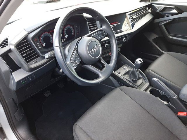 Fahrzeugabbildung Audi A1 Sportback S line 25TFSI 17"Alu SitzHz LED