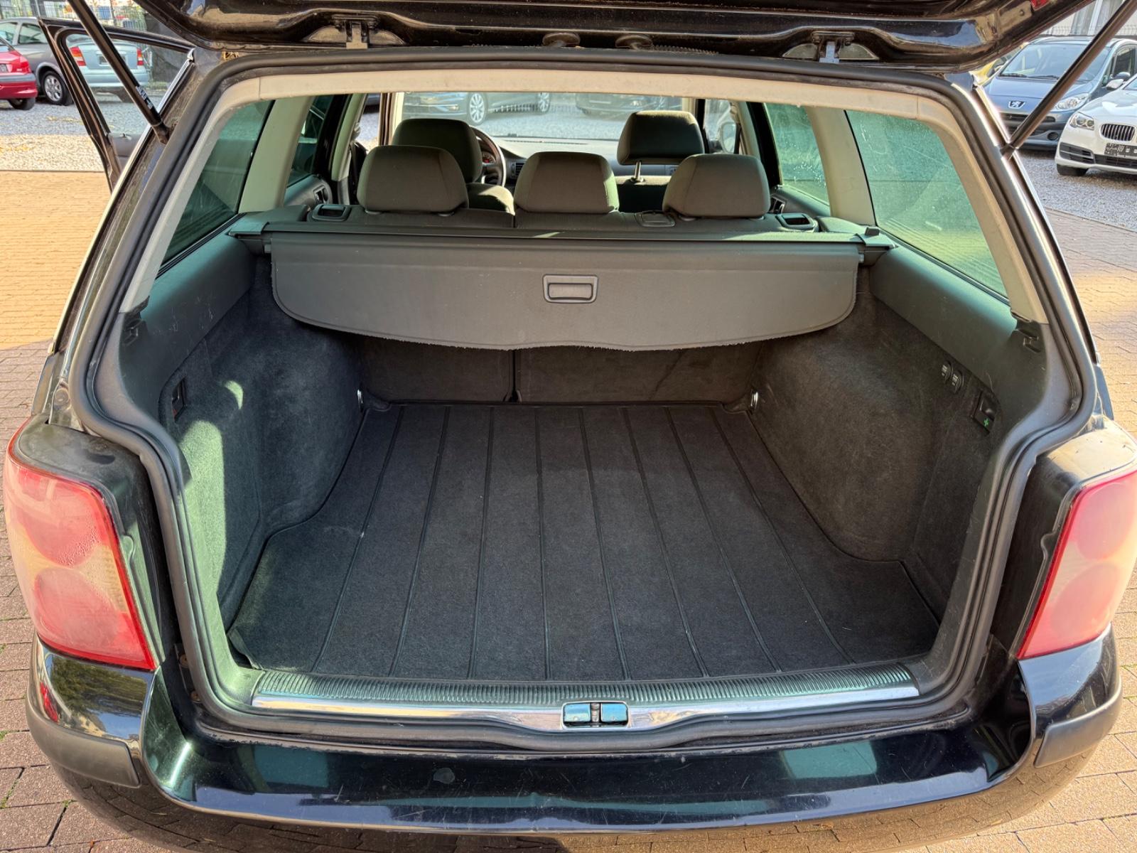 Volkswagen Passat 2005 — photo 16