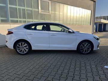 Bild 4 Hyundai i30 Fastback 1.4 T-GDI Style - Navi - RFK - Temp