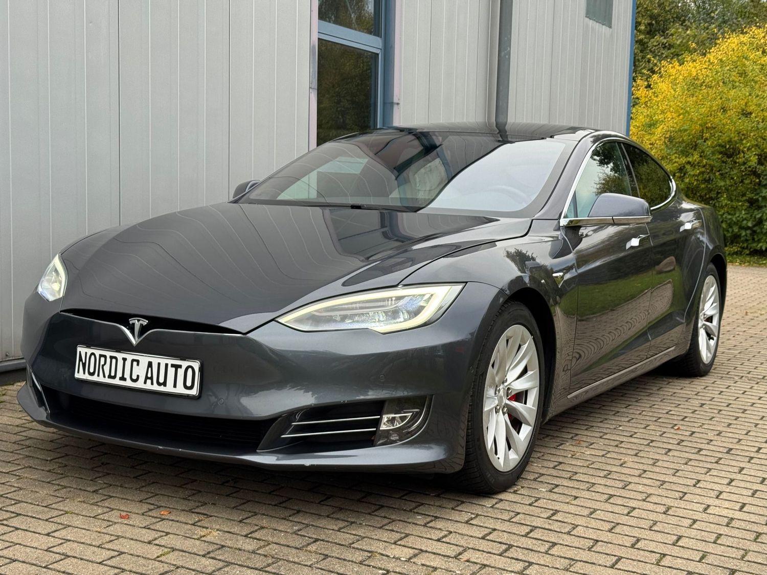 Tesla Model S Performance Ludicrous AWD Raven