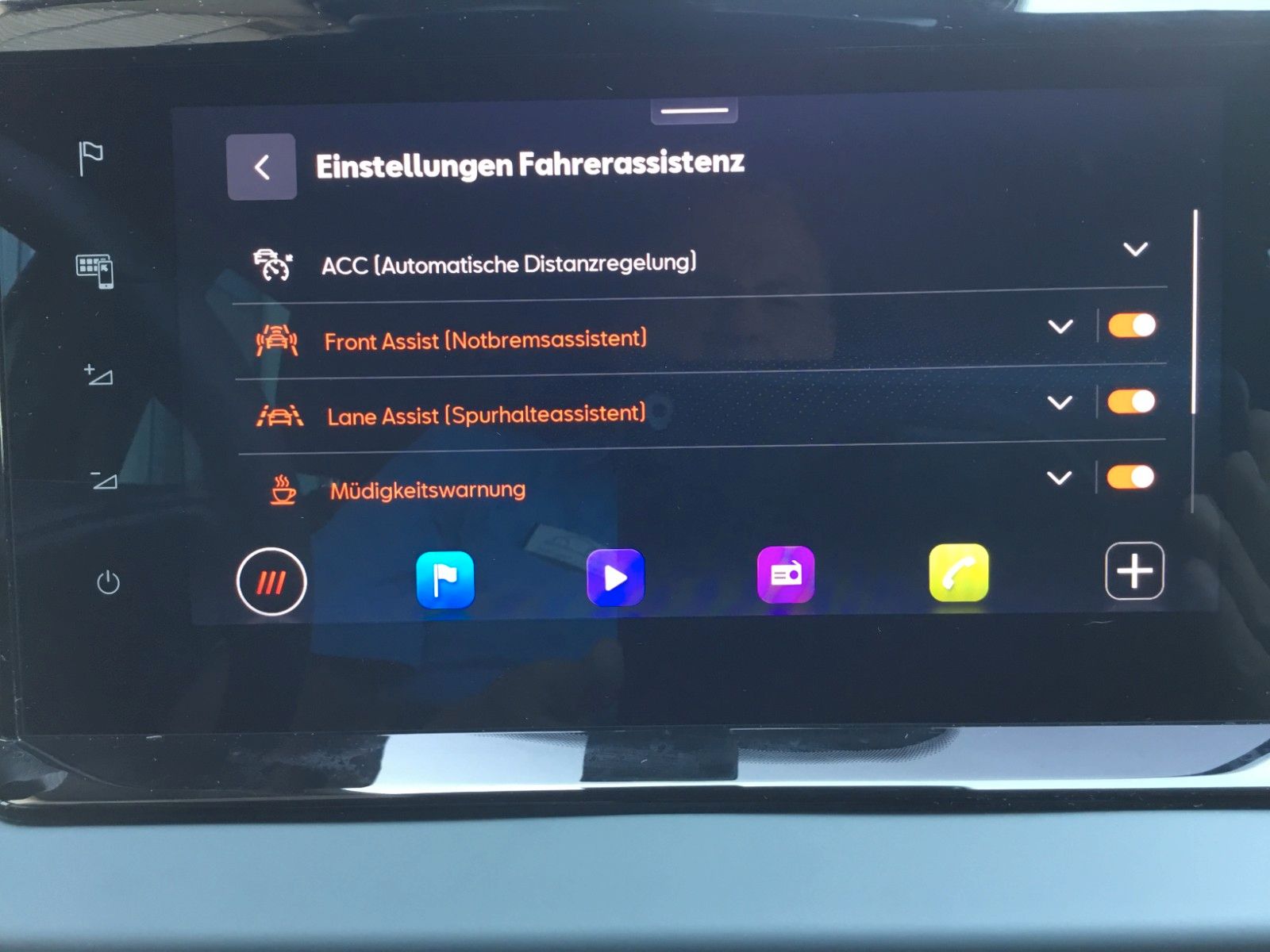 Fahrzeugabbildung SEAT Ibiza 1.0TSI Style DSG+ACC+16"+Navi+LED+FullLink