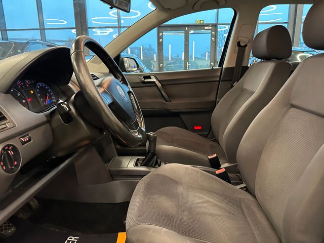 MYAUTOCENTER – Gebraucht- und Jahreswagen mit Werkstattservice in Pfaffenhofen Volkswagen Polo IV Comfortline *TÜV NEU*KLIMA*ELEKTR.FENSTE