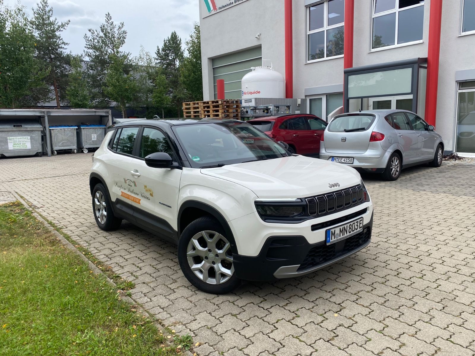 Jeep Avenger 54 kWh 115 kW Avenger imagem 3